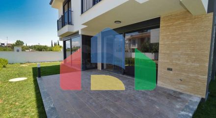 Виллы в комплексе планировки 5+1 в районе Лара - Анталия