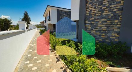 Виллы в комплексе планировки 5+1 в районе Лара - Анталия