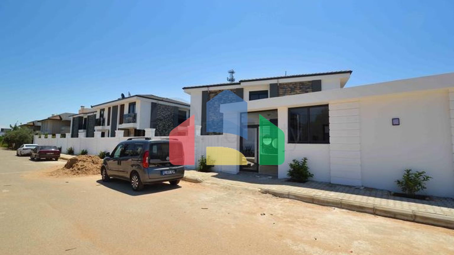 Виллы в комплексе планировки 5+1 в районе Лара - Анталия