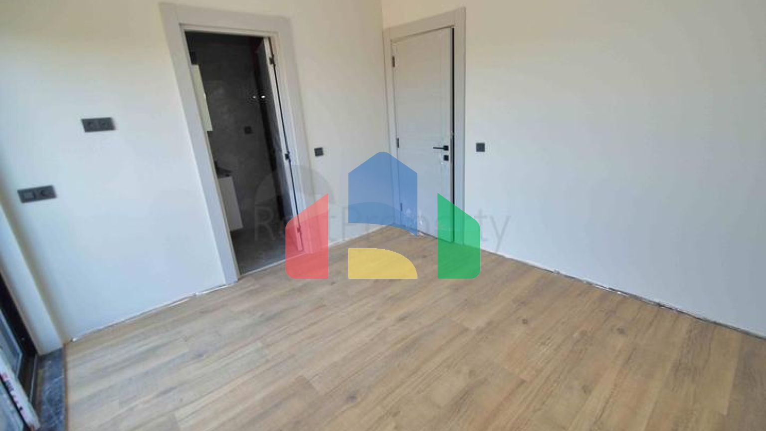 Виллы в комплексе планировки 5+1 в районе Лара - Анталия