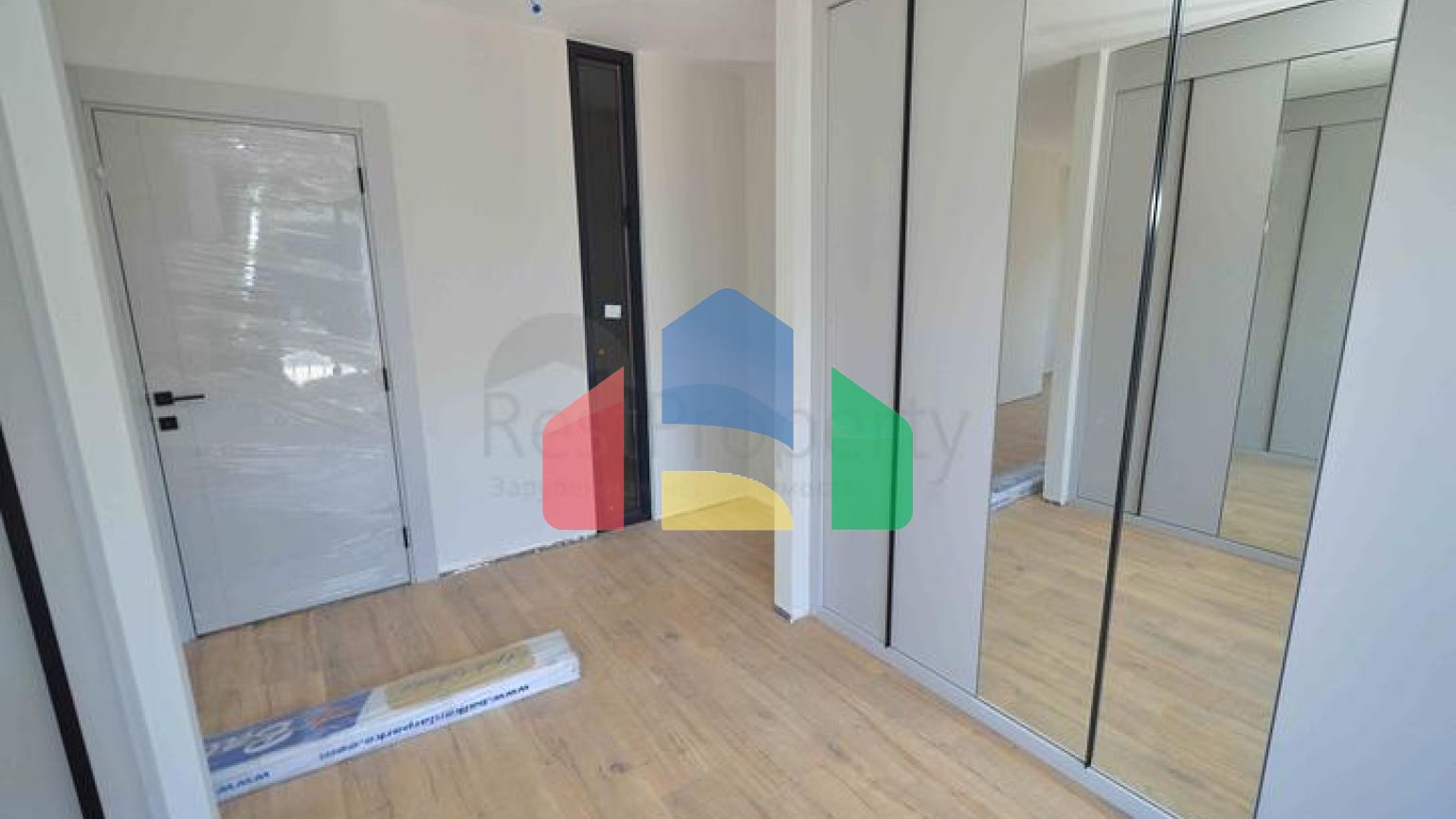 Виллы в комплексе планировки 5+1 в районе Лара - Анталия