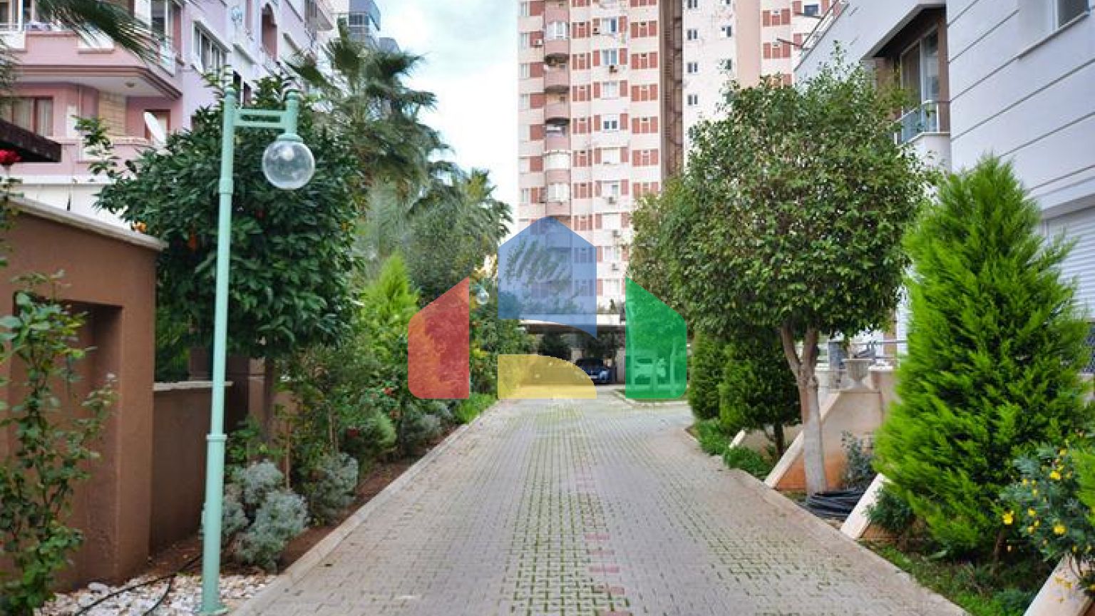 Квартири планування 2 + 1 в мікрорайоні Гюзельоба - Анталія