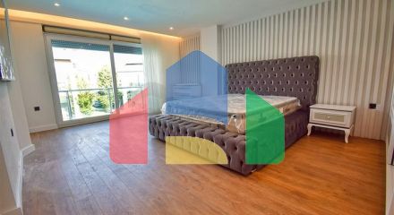 4+1 villas in the Guzeloba - Antalya neighborhood