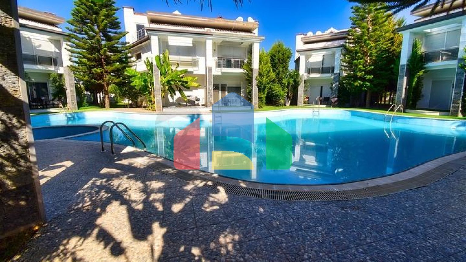 Виллы планировки 4+1 в микрорайоне Гюзельоба - Анталия