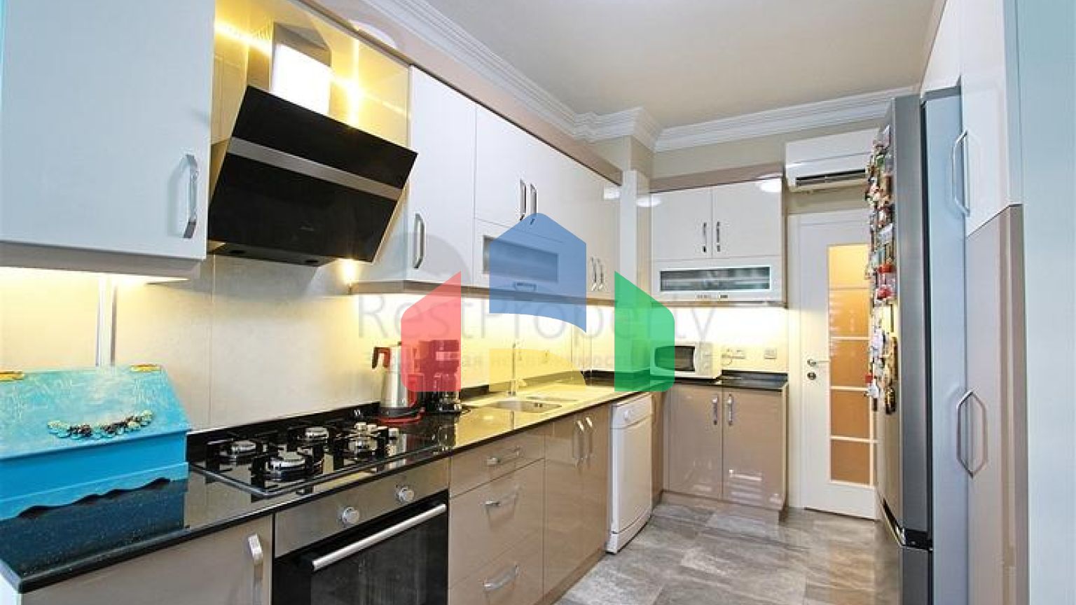 Квартира планування 5 + 2 дуплекс в мікрорайоні Чаглаян-Анталія