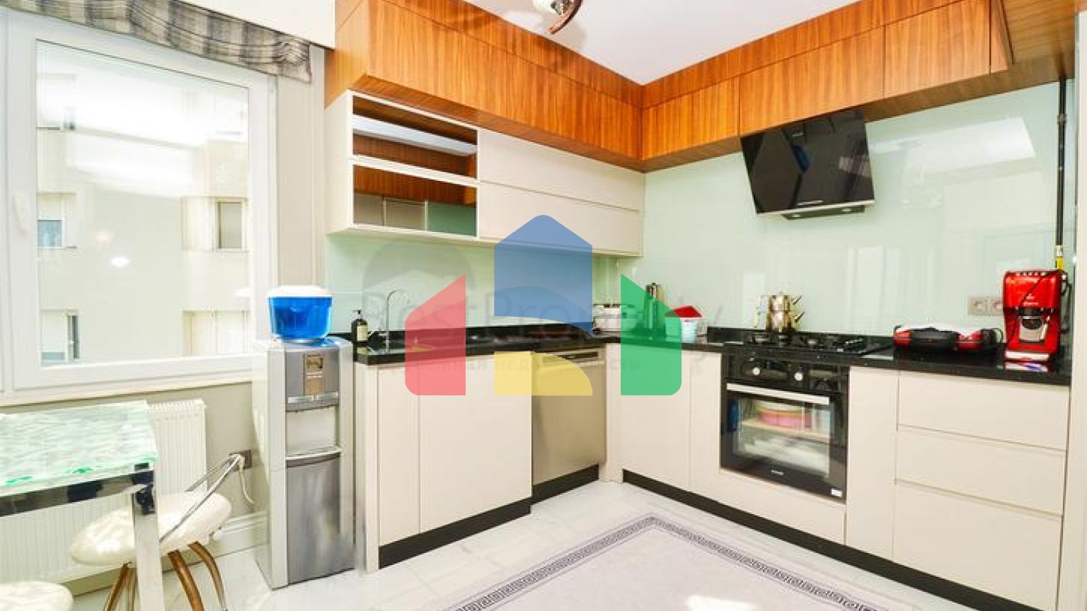 Квартира планування 4 + 1 в мікрорайоні Чаглаян - Анталія