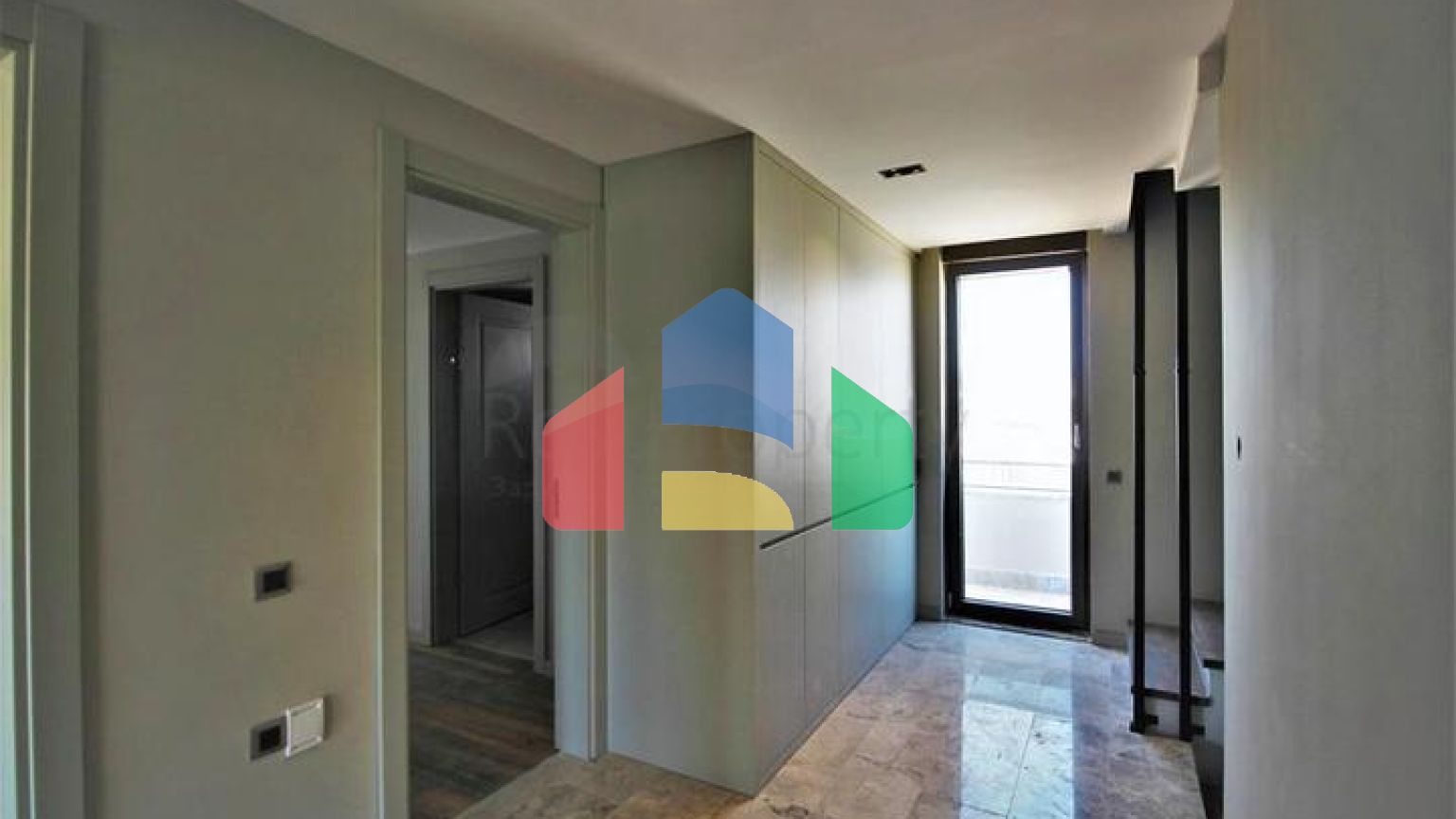 Вилла планировки 6+1 в микрорайоне Гюзельоба - Анталия