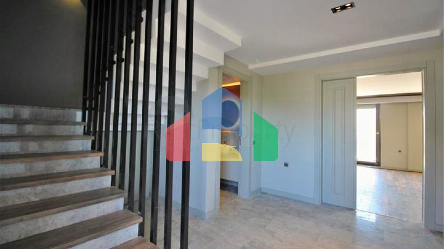 Вилла планировки 6+1 в микрорайоне Гюзельоба - Анталия