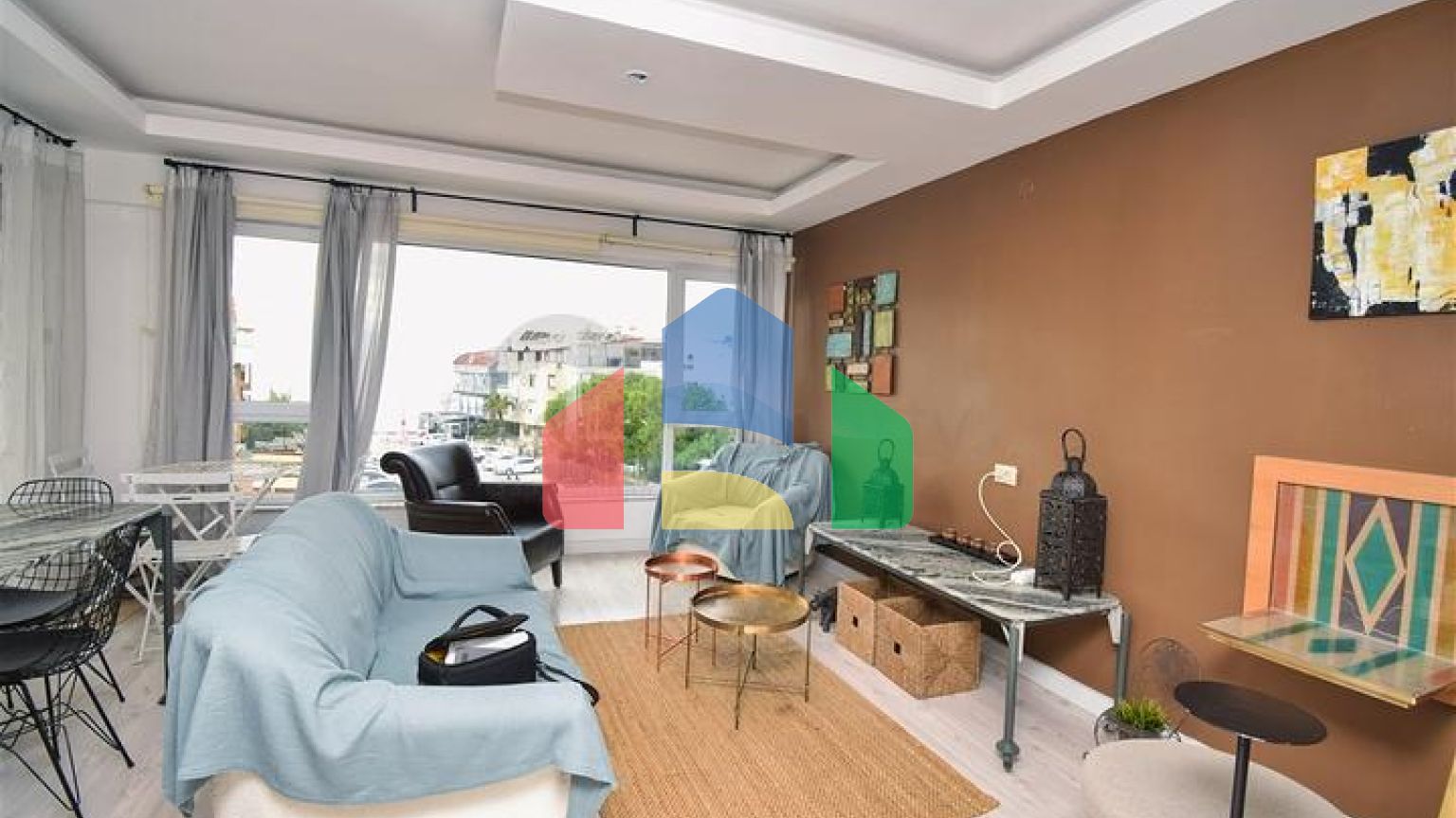 Квартира планування 3 + 1 в мікрорайоні Ширіньяли - Анталія