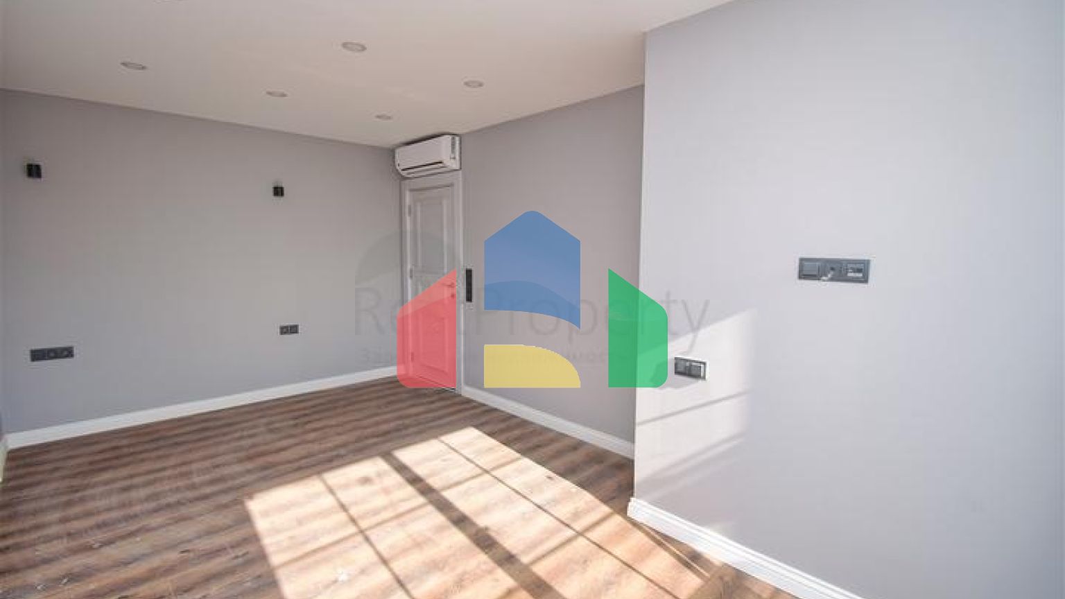 Інвестиційний проект вілли планування 5 + 1 в мікрорайоні Ерменек - Анталія