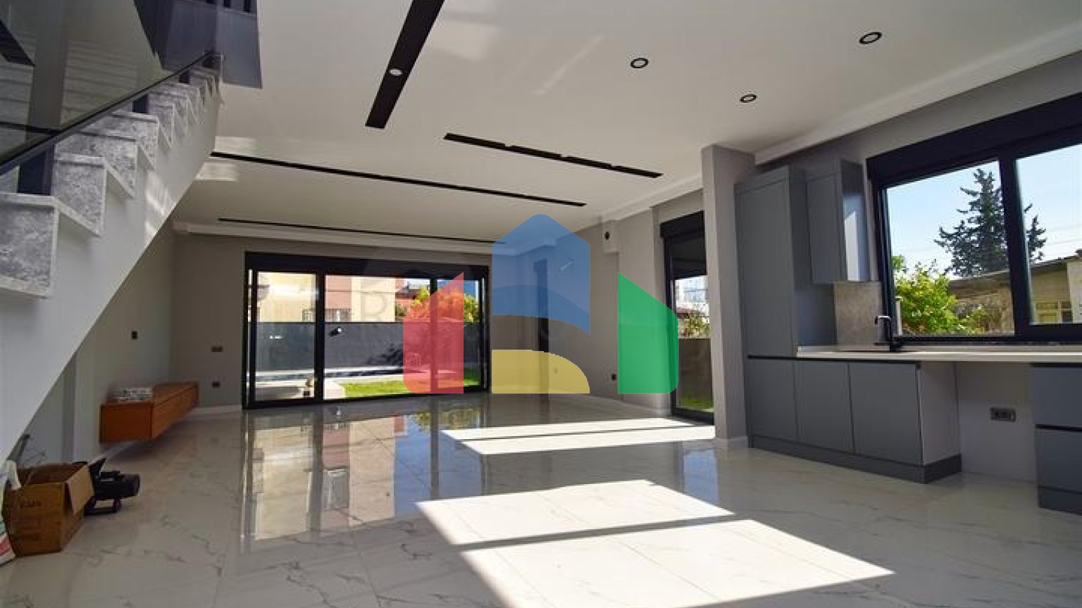 Вилла планировки 3+1 в микрорайоне Эрменек - Анталия