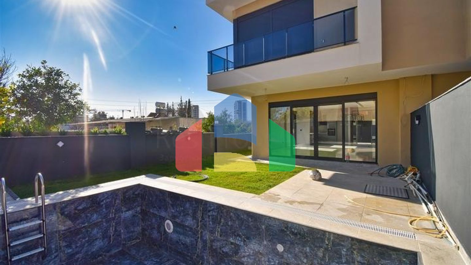 Вилла планировки 3+1 в микрорайоне Эрменек - Анталия