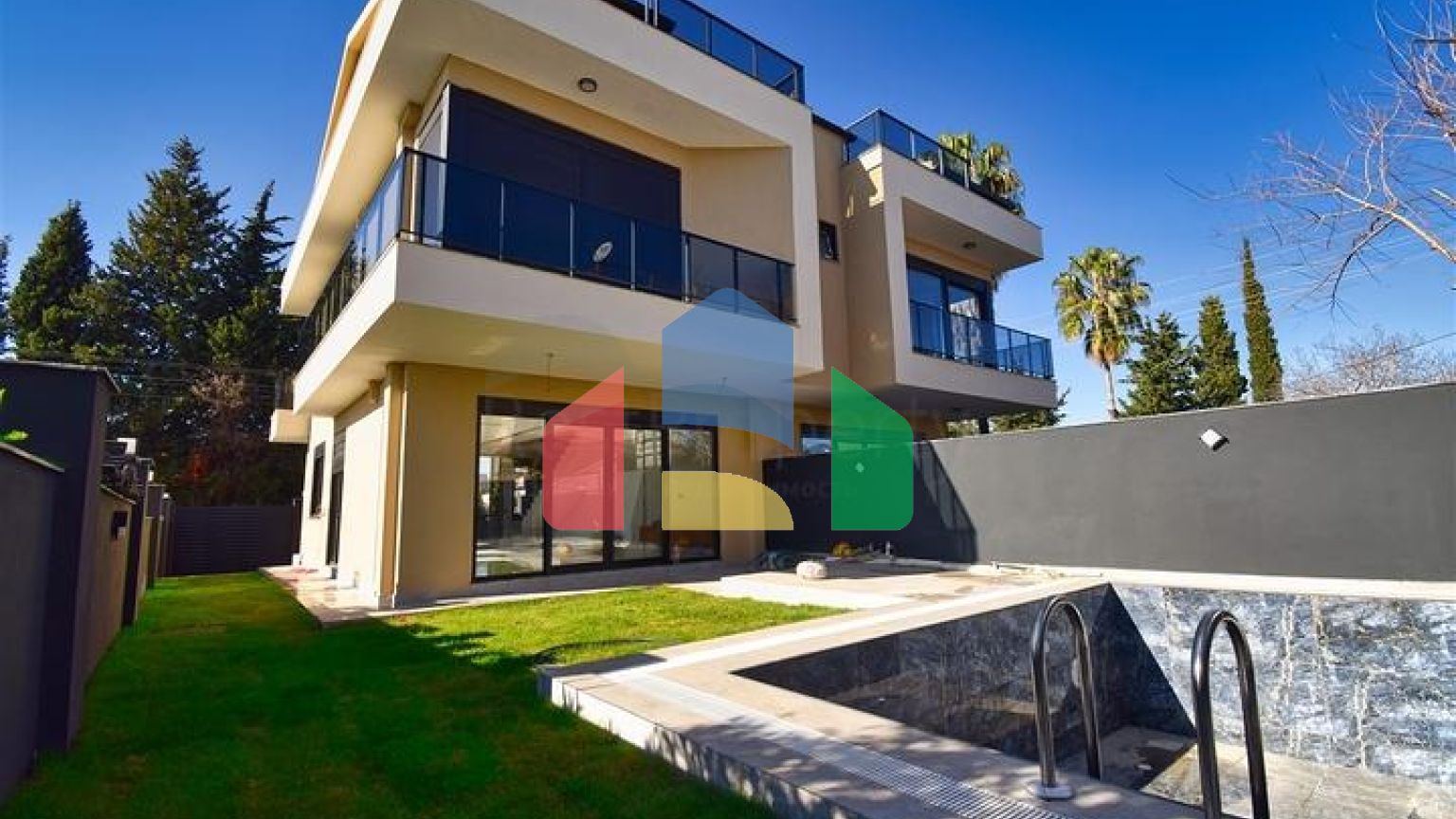 Вилла планировки 3+1 в микрорайоне Эрменек - Анталия