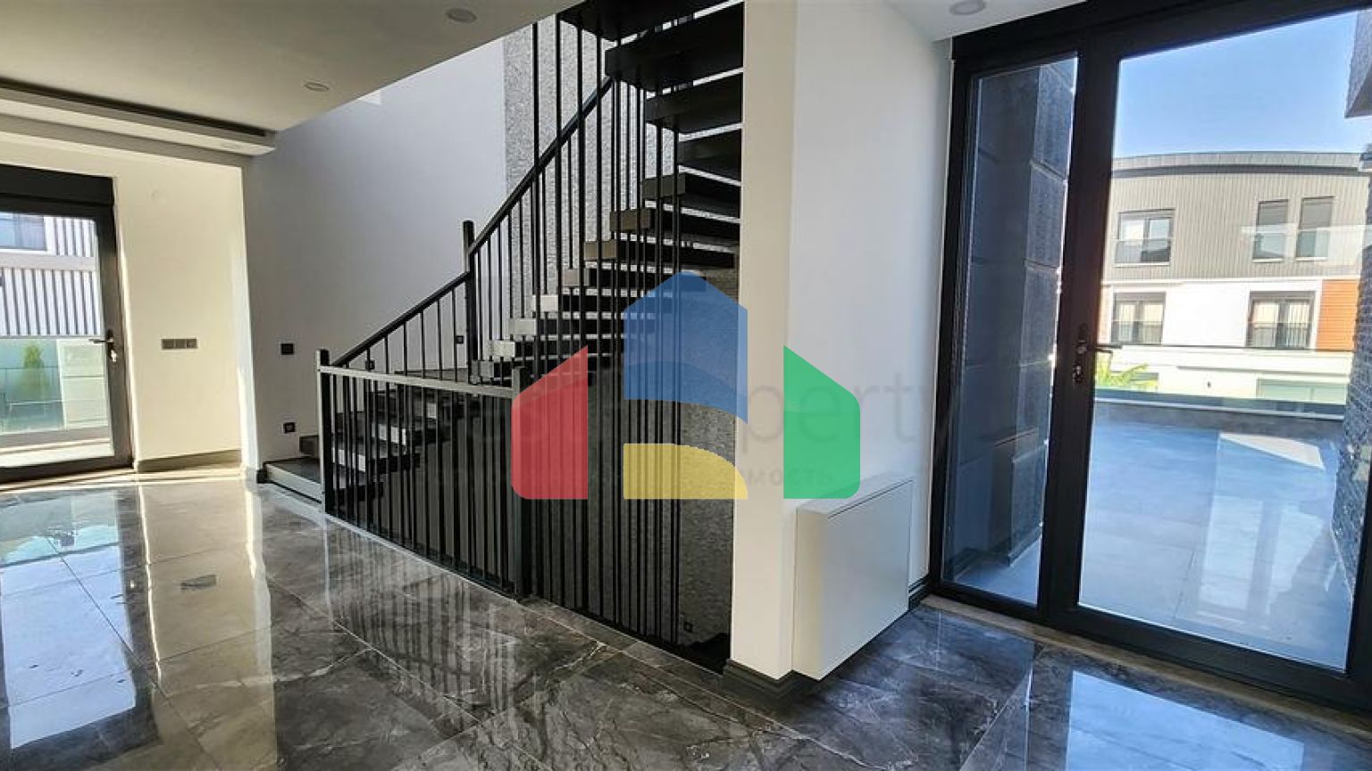 Вилла планировки 5+1 в микрорайоне Гюзельоба - Анталия