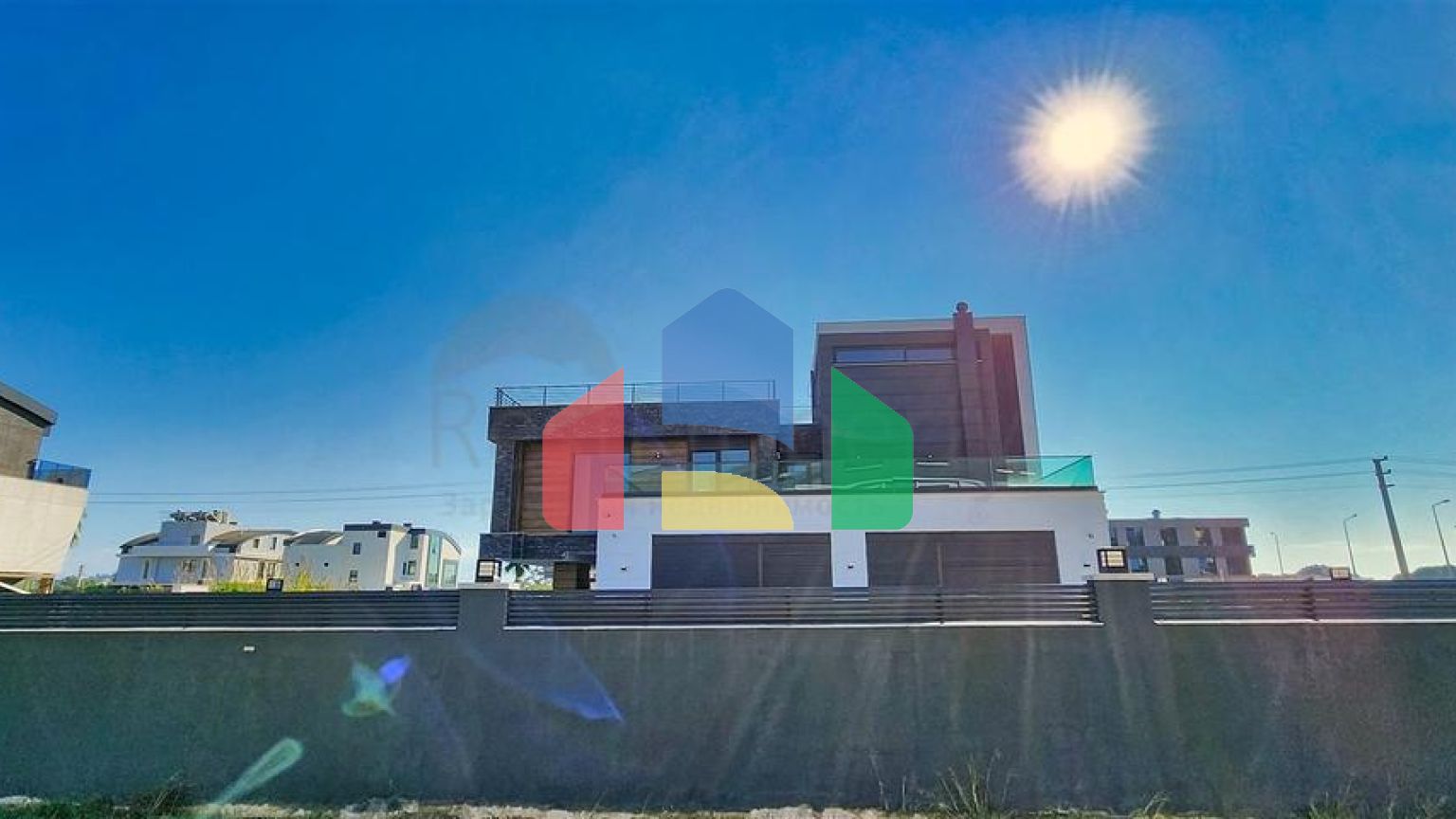 Вилла планировки 5+1 в микрорайоне Гюзельоба - Анталия