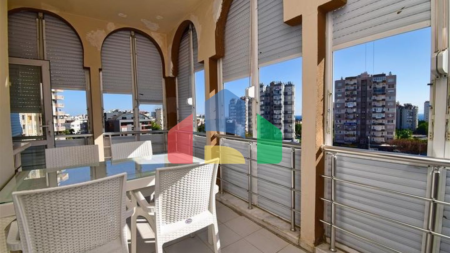 Квартира планировки 3+1 в микрорайоне Фенер - Анталия