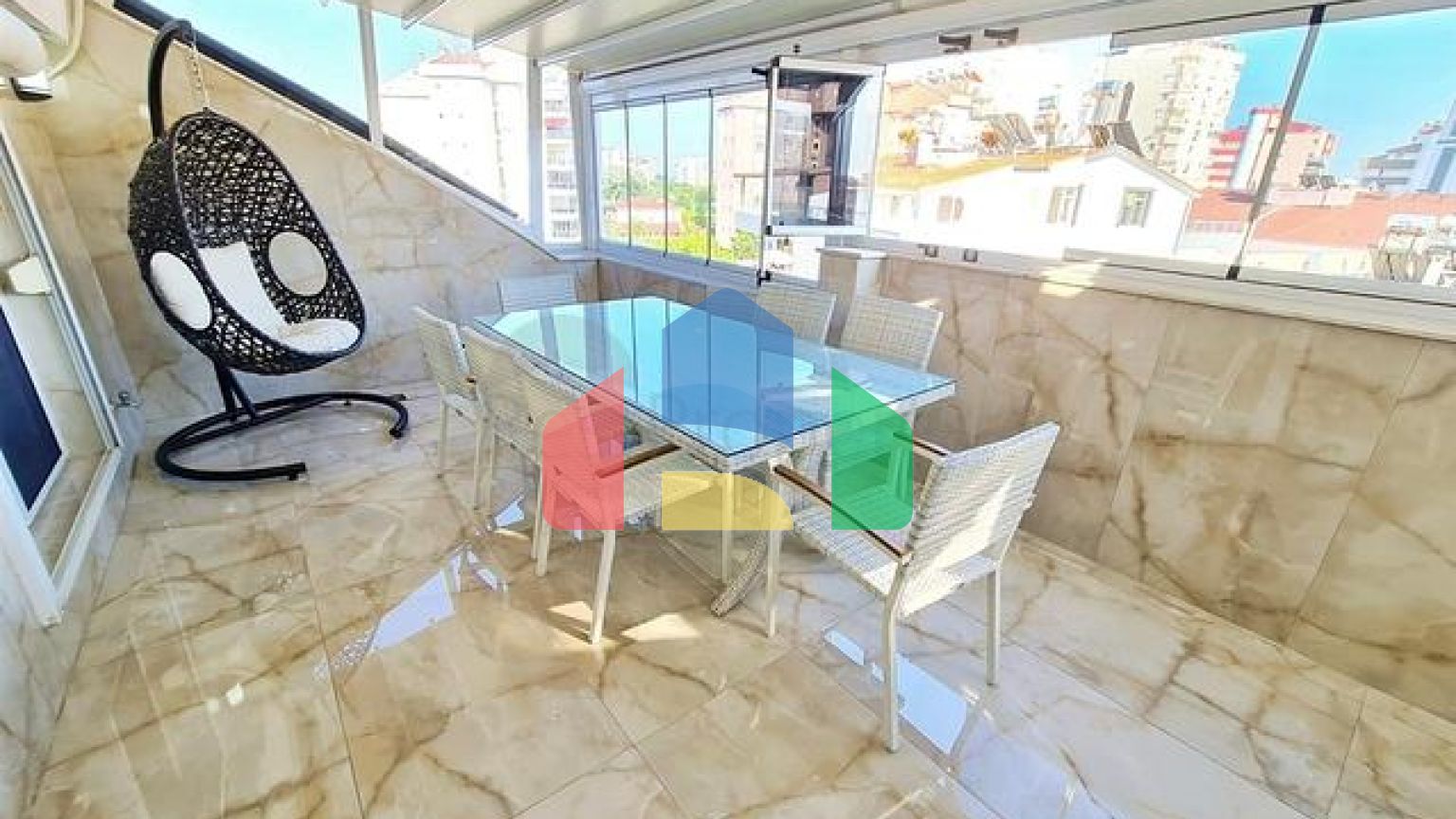 Квартира планування 4 + 1 в мікрорайоні Чаглаян - Анталія