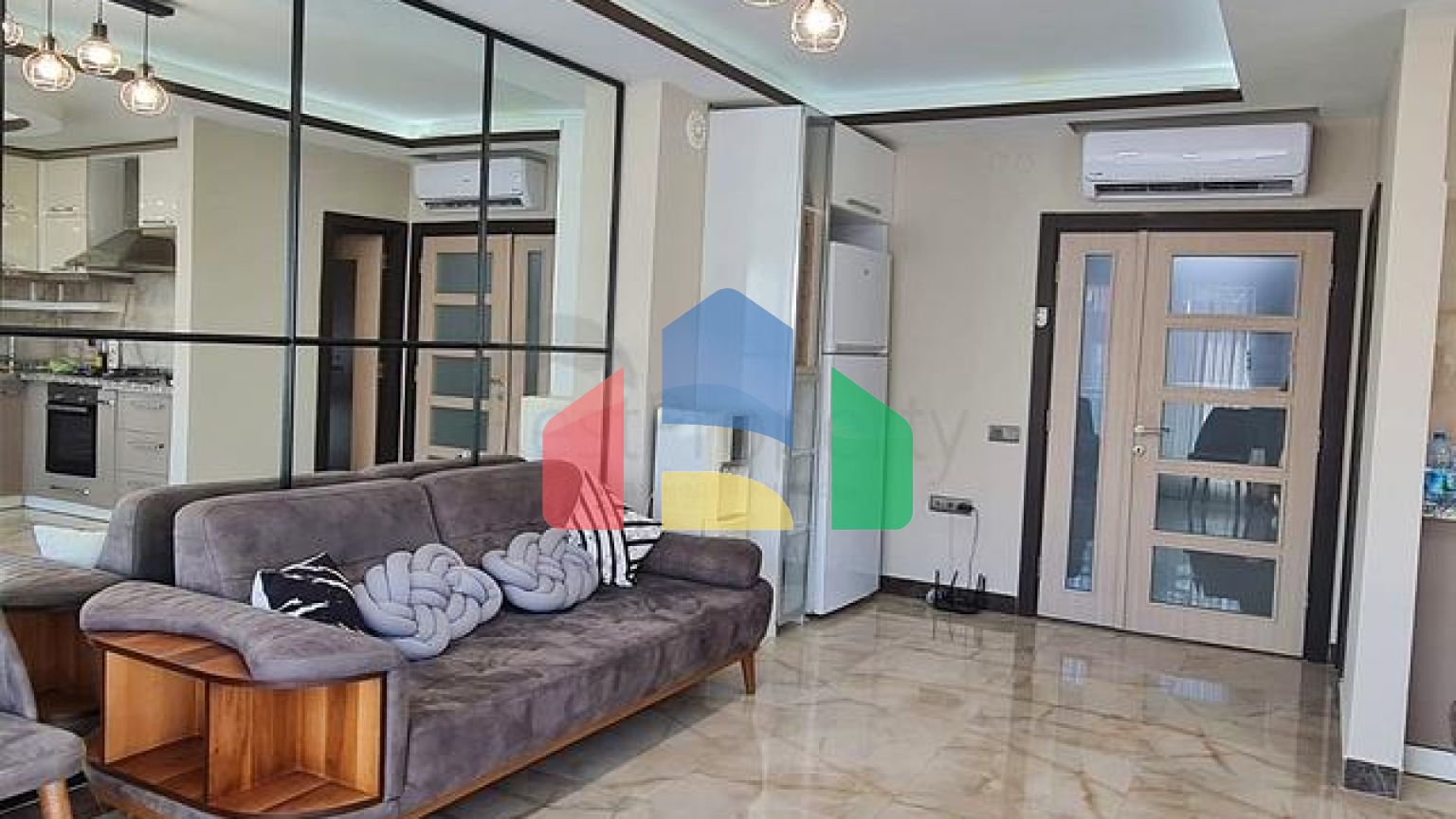 Квартира планування 4 + 1 в мікрорайоні Чаглаян - Анталія