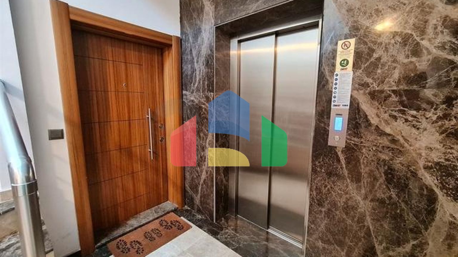 Квартира планування 4 + 1 в мікрорайоні Чаглаян - Анталія