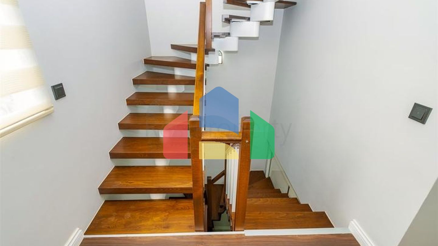 Вілла планування 5 + 1 в мікрорайоні Гюзельоба - Анталія