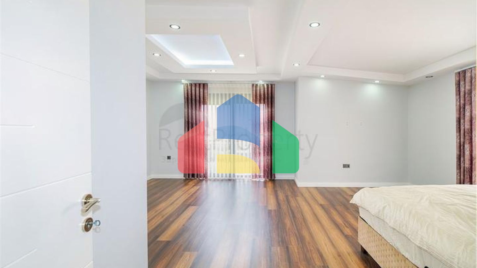 Вілла планування 5 + 1 в мікрорайоні Гюзельоба - Анталія