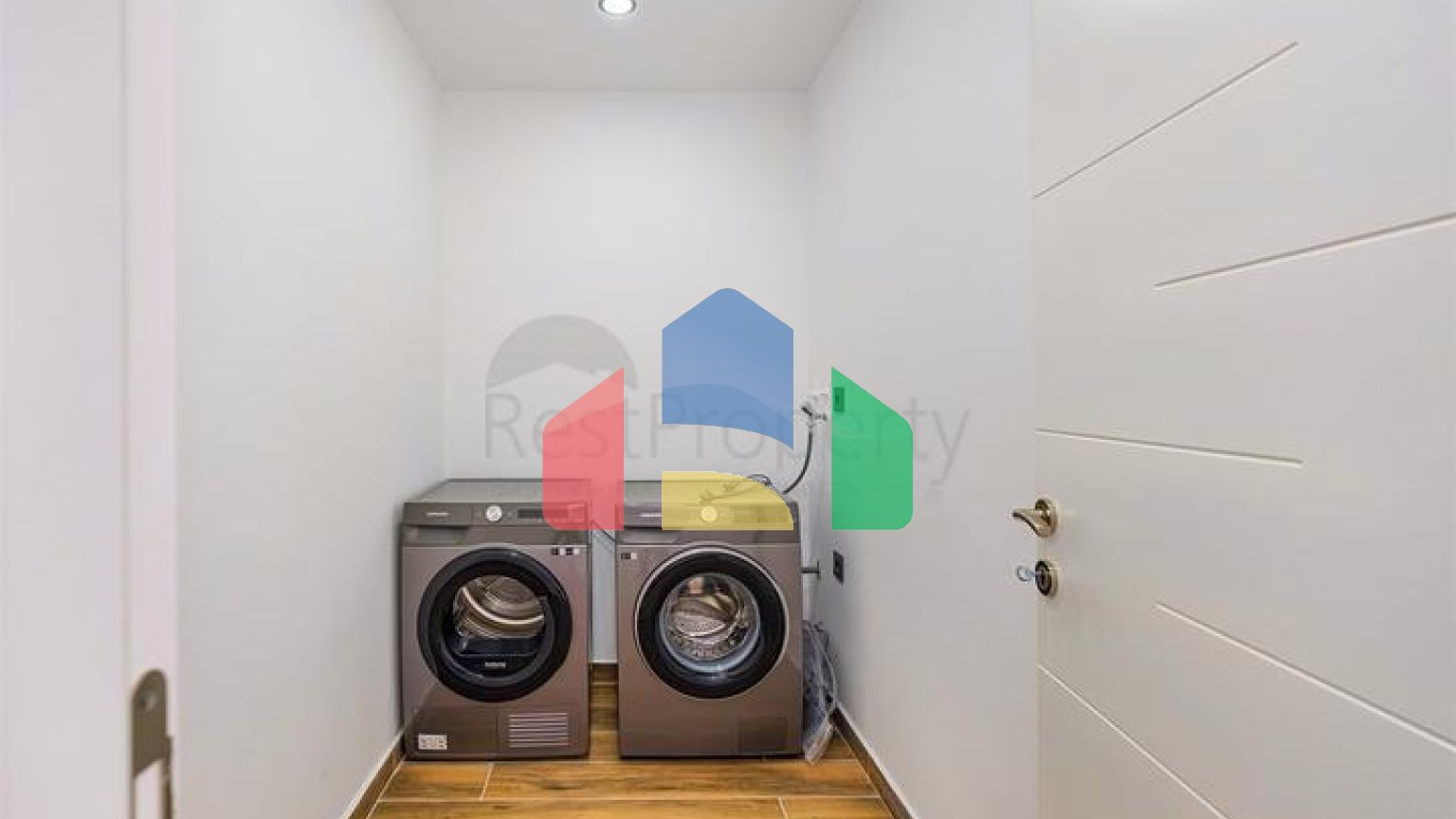 Вілла планування 5 + 1 в мікрорайоні Гюзельоба - Анталія