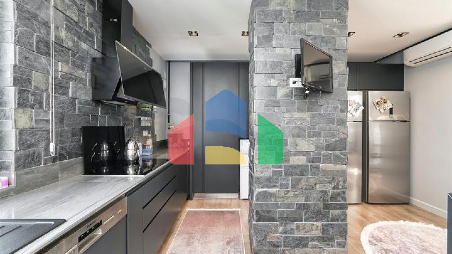 Квартира планування 4 + 1 в мікрорайоні Ерменек - Анталія