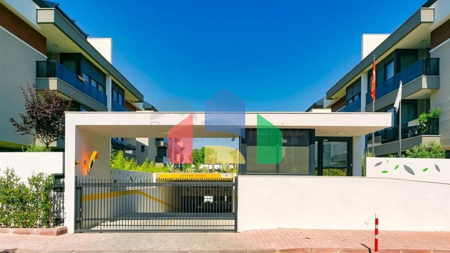 Квартира планування 4 + 1 в мікрорайоні Ерменек - Анталія