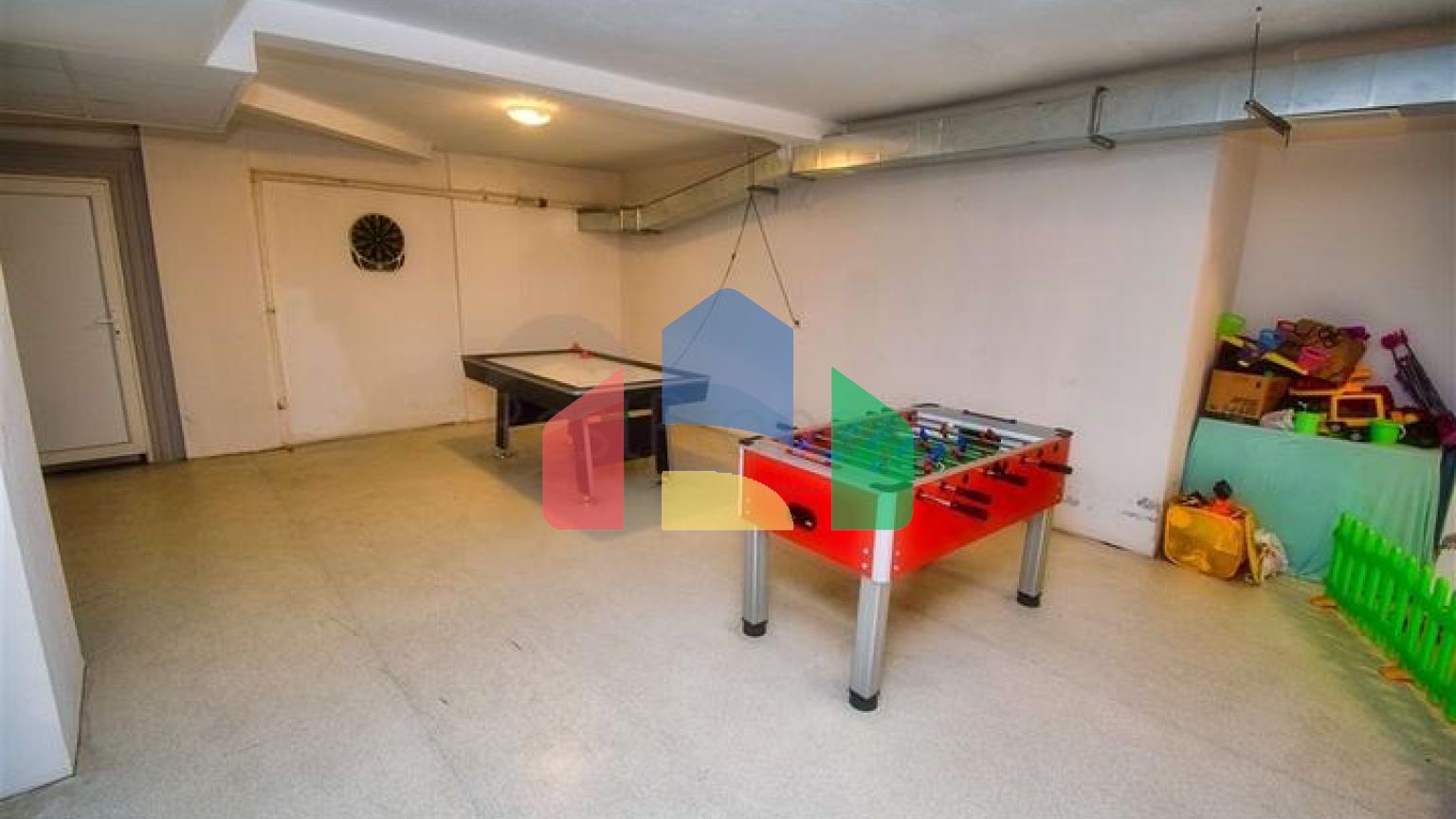 Квартира планування 2 + 1 в мікрорайоні Ерменек - Анталія