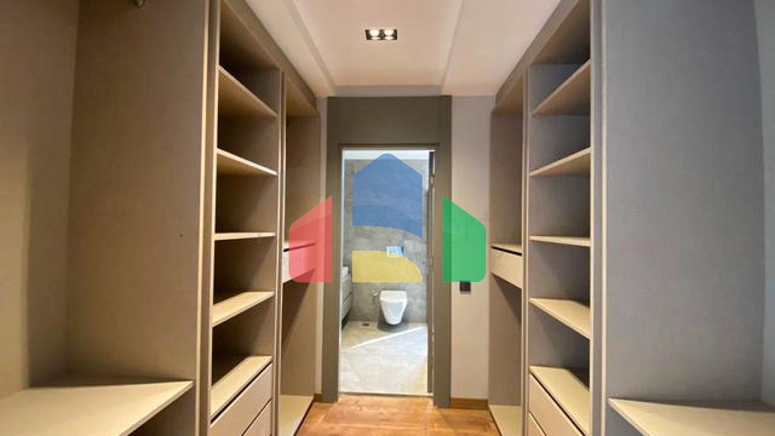 Вилла планировки 5+1 в микрорайоне Эрменек - Анталия