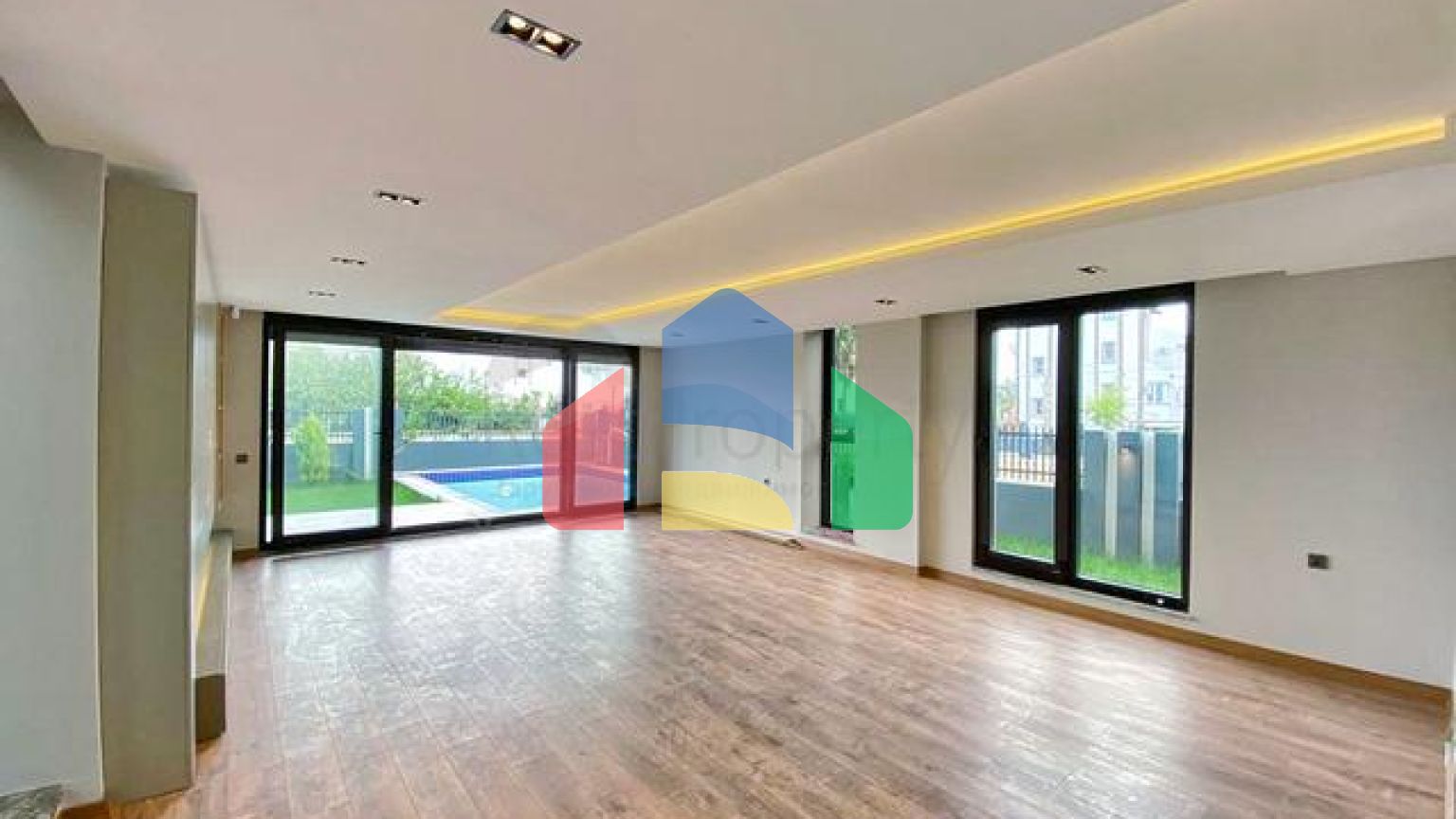 Вилла планировки 5+1 в микрорайоне Эрменек - Анталия