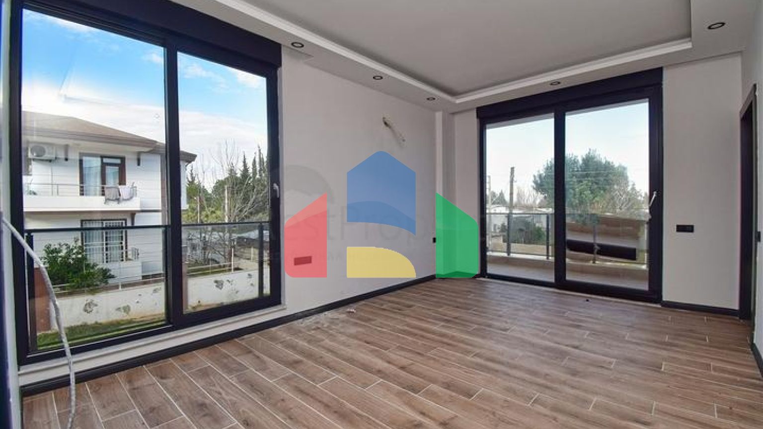 Вилла планировки 4+1 в микрорайоне Эрменек - Анталия