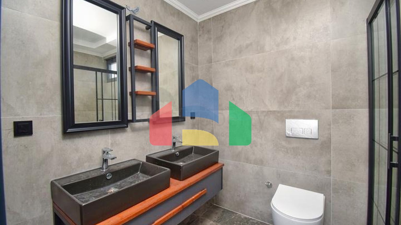 Вилла планировки 4+1 в микрорайоне Эрменек - Анталия