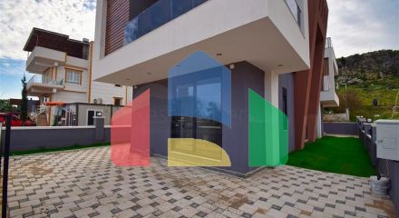 Вилла планировки 4+1 в микрорайоне Эрменек - Анталия