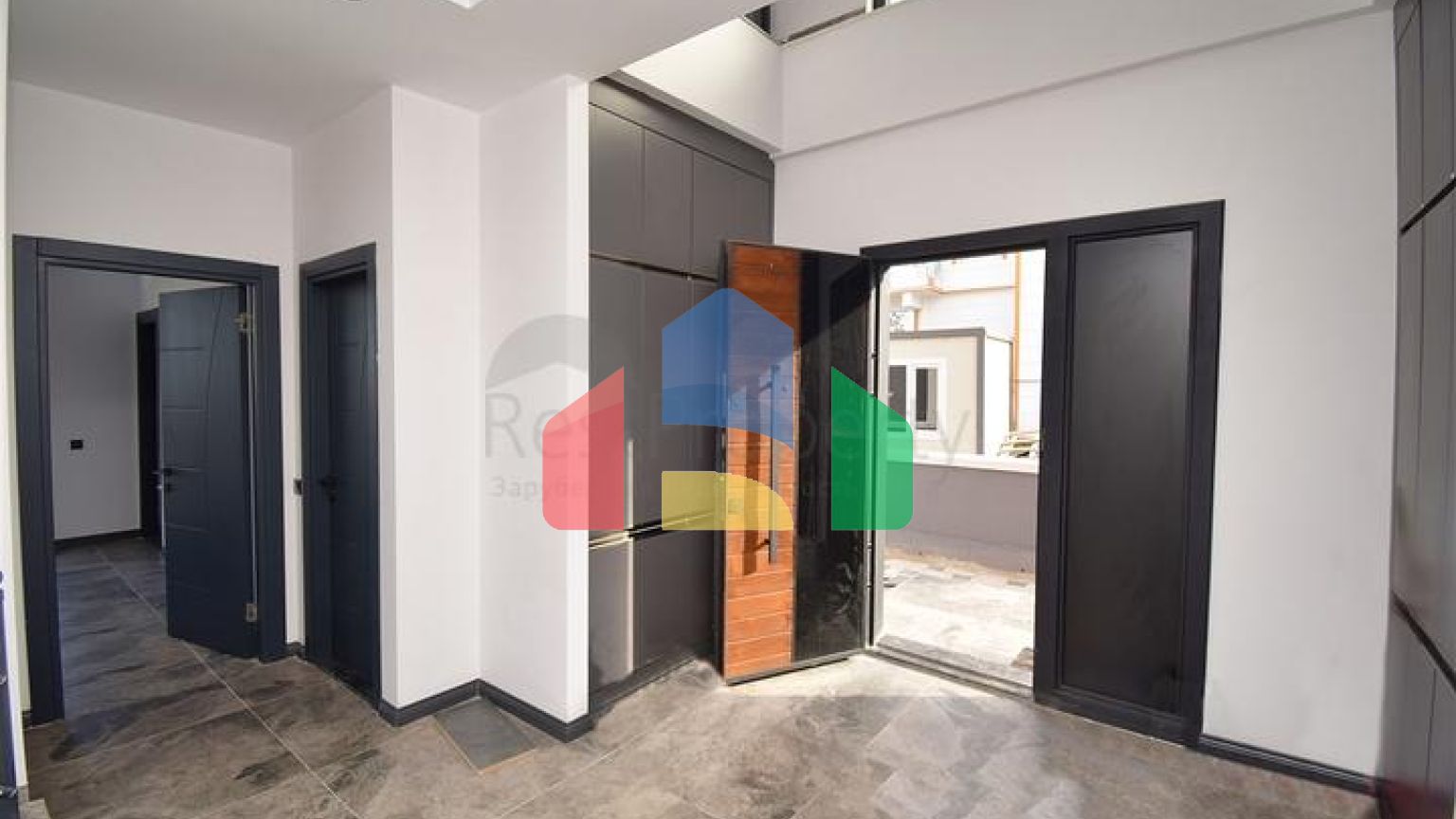 Вилла планировки 4+1 в микрорайоне Эрменек - Анталия