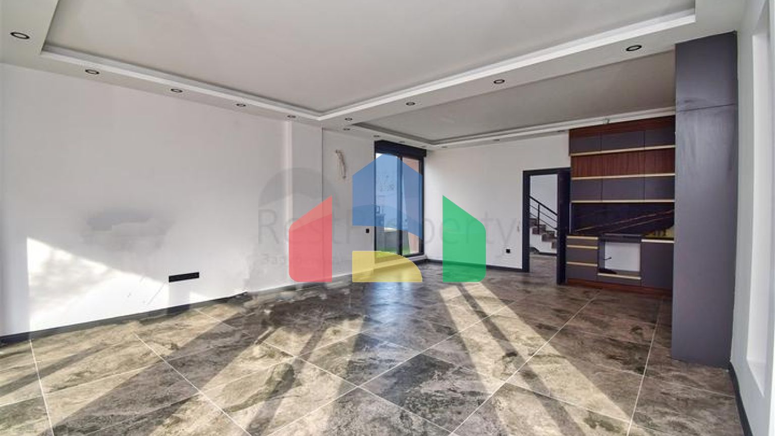 Вилла планировки 4+1 в микрорайоне Эрменек - Анталия