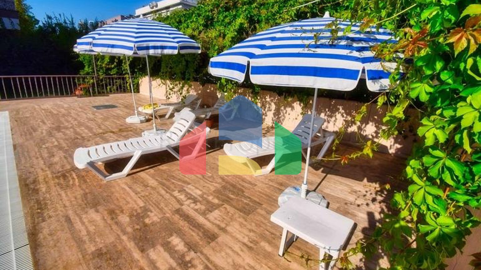 Квартира планування 4 + 1 в мікрорайоні Лара - Анталія