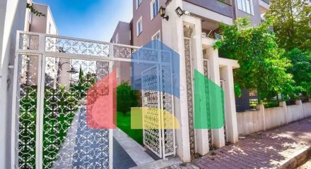 Квартира планування 4 + 1 в мікрорайоні Лара - Анталія