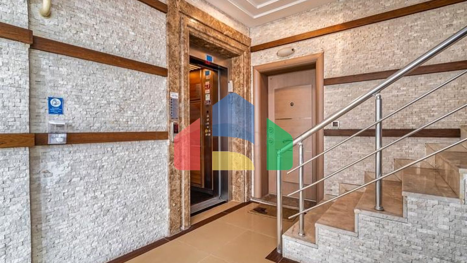 Квартира планування 7 + 2 в мікрорайоні Чаглаян - Анталія