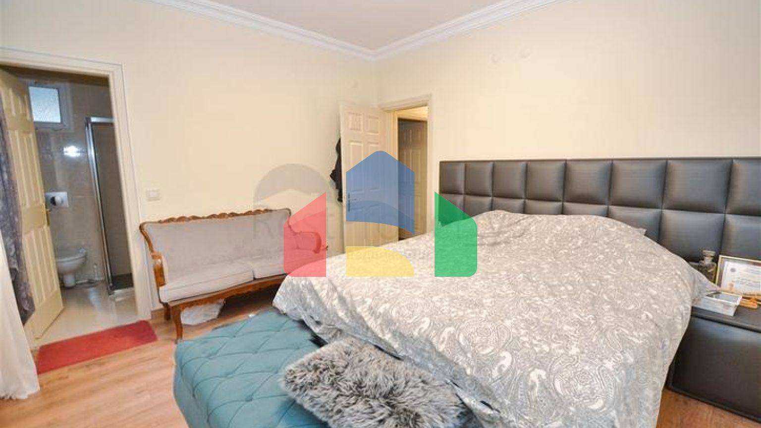 Квартира планування 3 + 1 в мікрорайоні Гюзельоба - Анталія