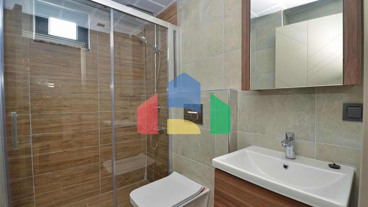 Квартири планування 1 + 1, 2+1 і 4+1 в мікрорайоні Гюзельоба - Анталія