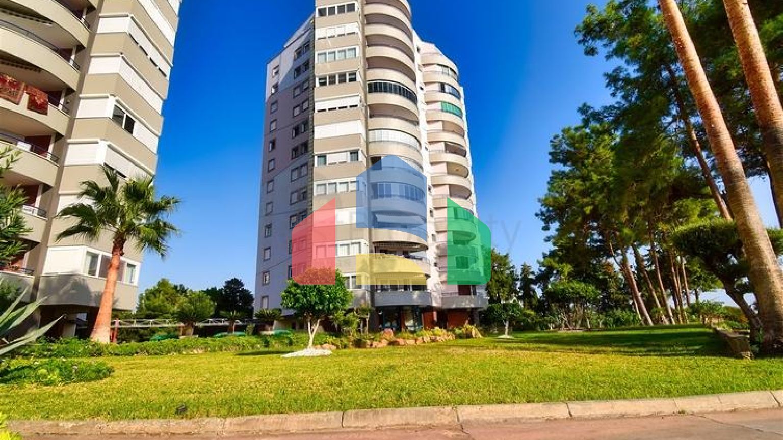 Квартира планировки 3+1 в микрорайоне Ширинялы - Анталия