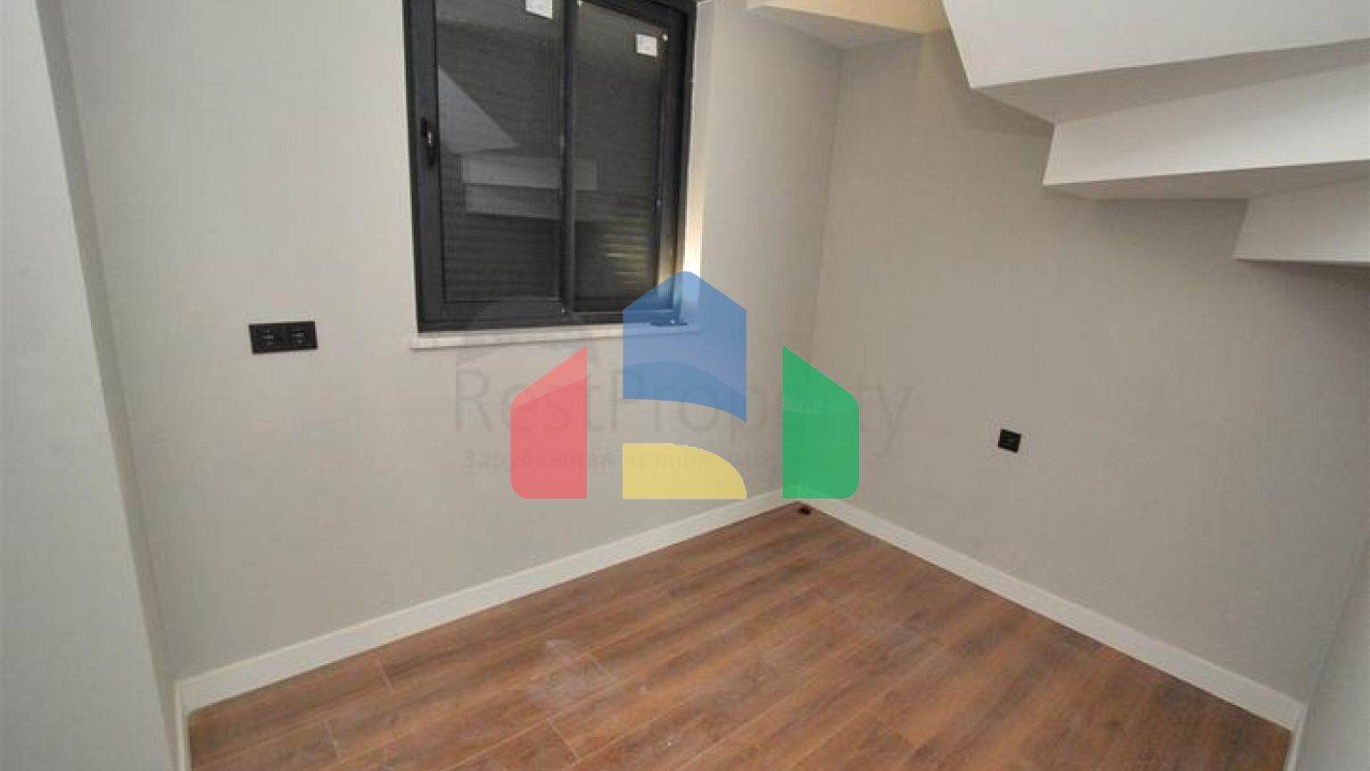 Новий житловий комплекс з багатою інфраструктурою в районі Лара