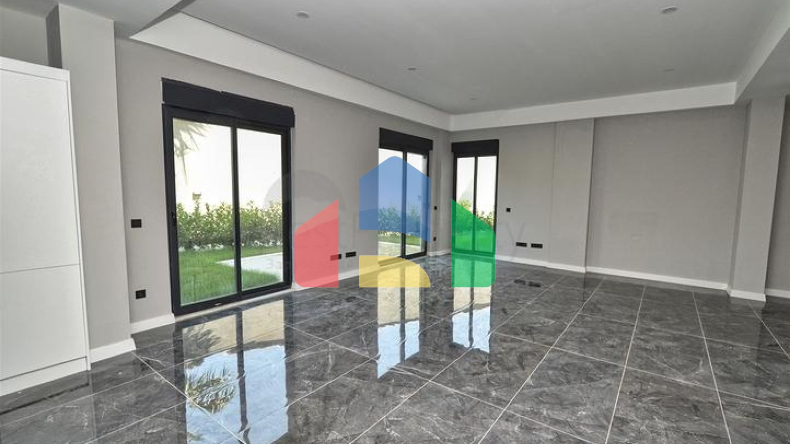 Новий житловий комплекс з багатою інфраструктурою в районі Лара