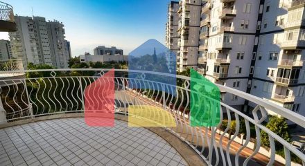 2+1 apartment in the area of Lara Antalya