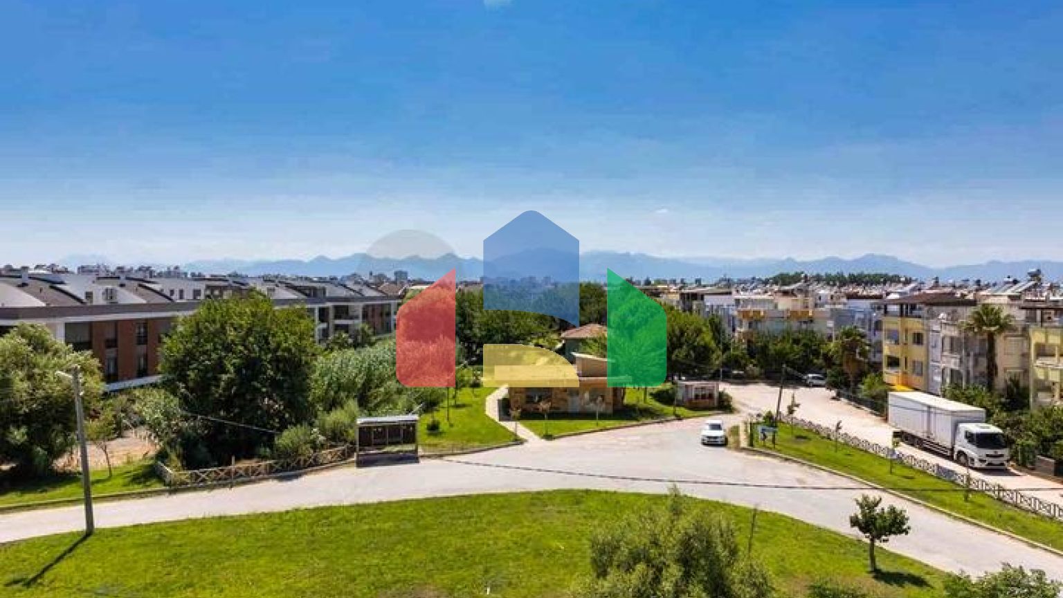 Новий житловий комплекс в районі Лара-Анталія