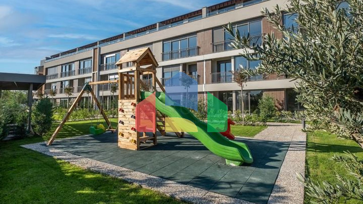 Новий житловий комплекс в районі Лара-Анталія