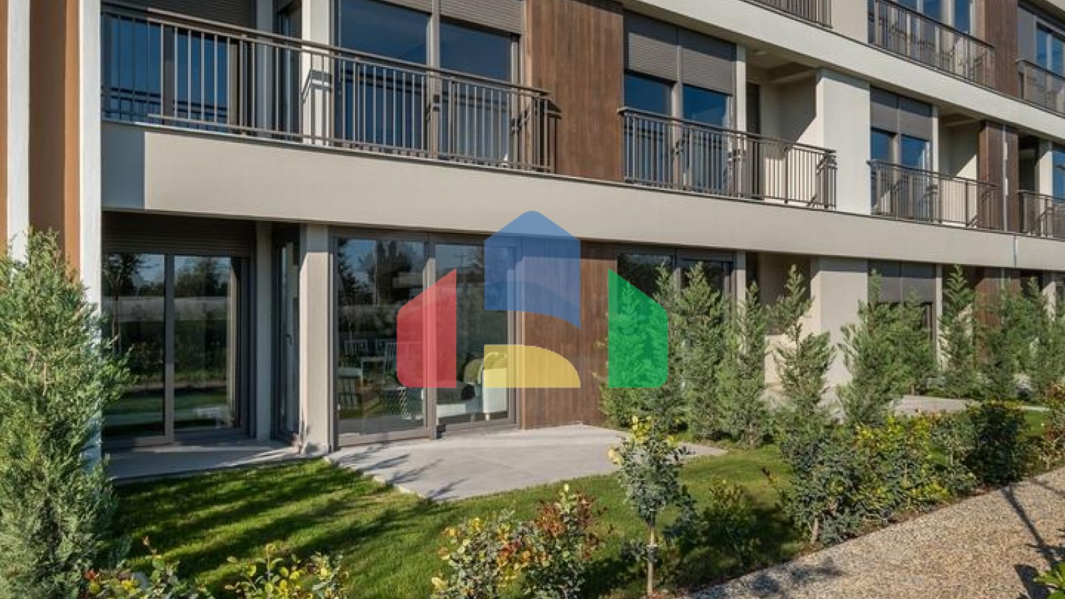 Новий житловий комплекс в районі Лара-Анталія