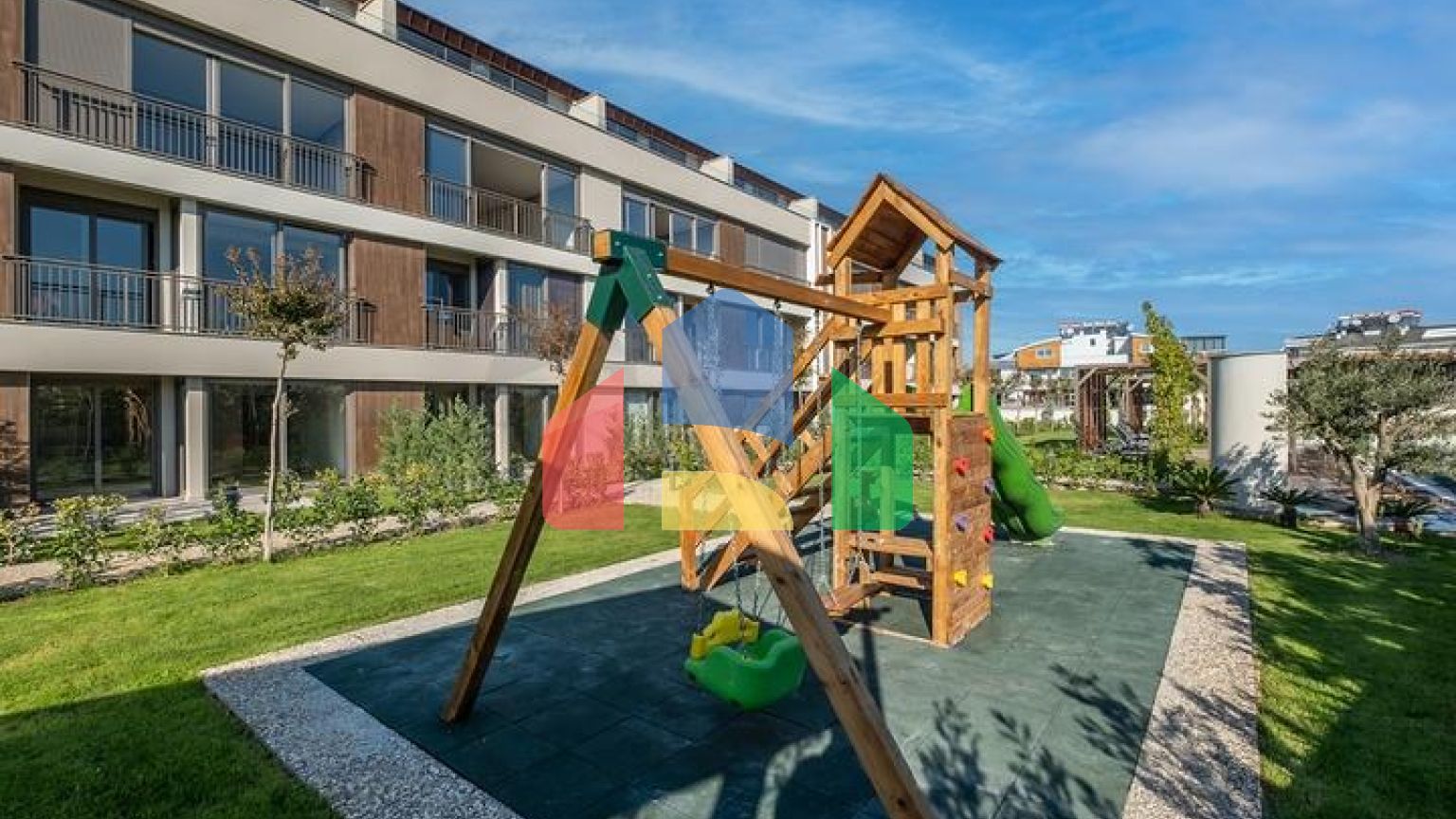 Новий житловий комплекс в районі Лара-Анталія