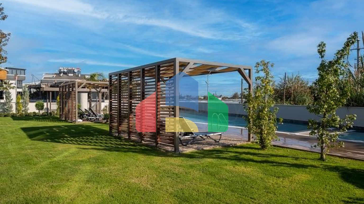 Новий житловий комплекс в районі Лара-Анталія